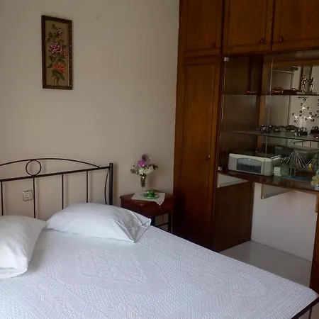 Vintage Seafront House Apartment