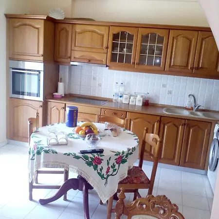 Vintage Seafront House Apartment *